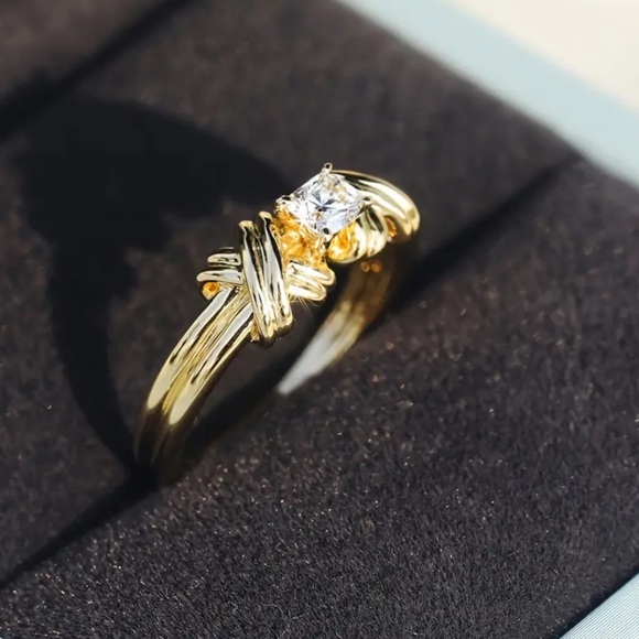 NEW Engagement Gold 14k Promise Diamond Ring Classic Cross Modern Beautiful - Picture 5 of 5